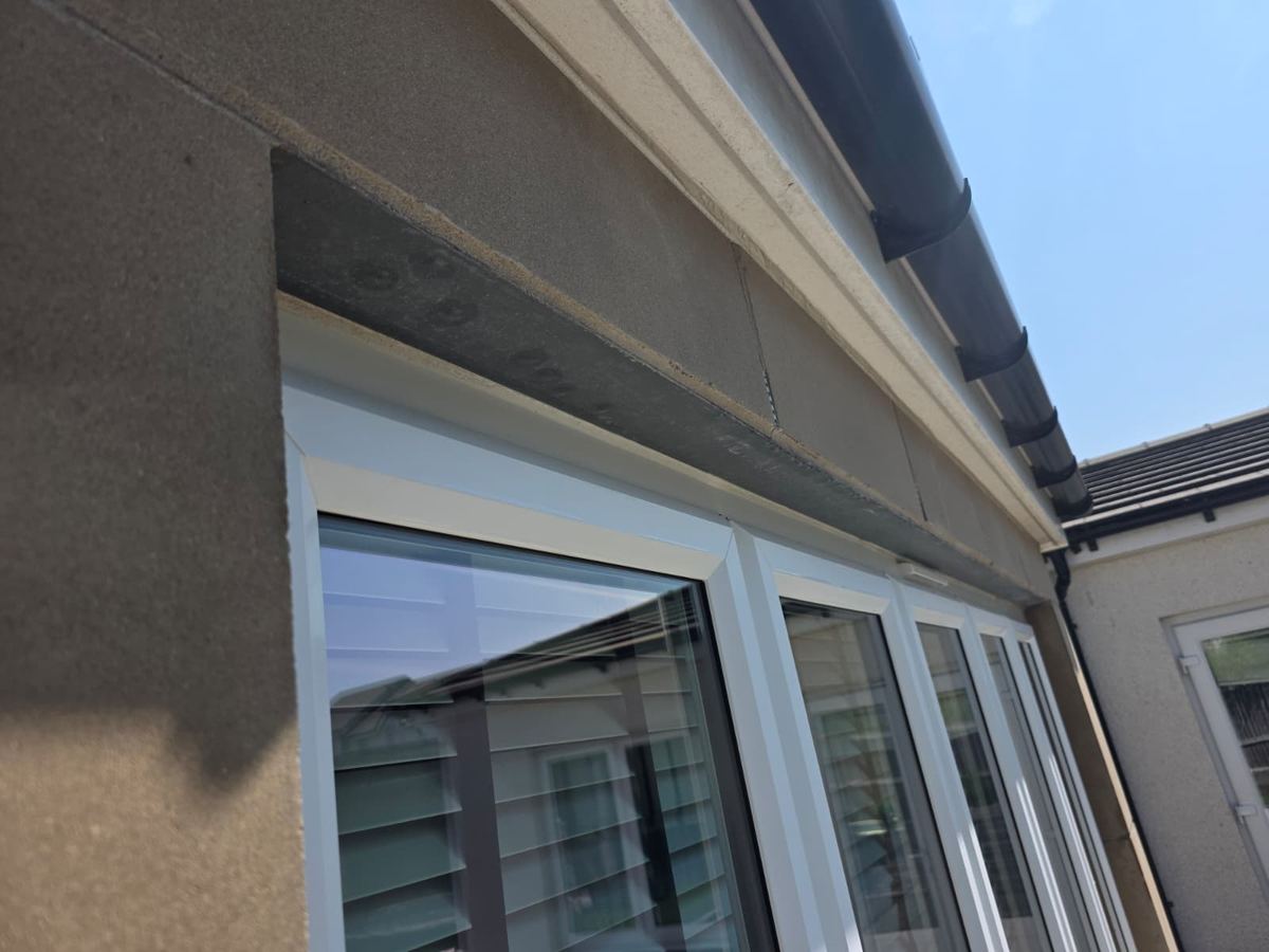 The same windows spotless after cleaning โ glass, frames and surrounds